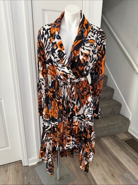 Kara Chic by NF Women’s Orange Black White Printed Free Size .Like Large
